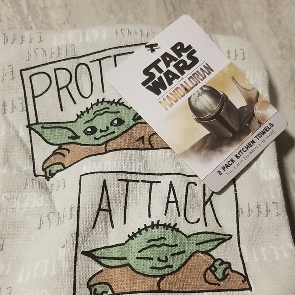 Star Wars Yoda Kitchen Towels  2 Pack